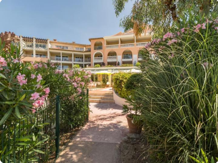 Residence Pierre & Vacances Premium Les Calanques Des Issambres Les Issambres Buitenkant foto